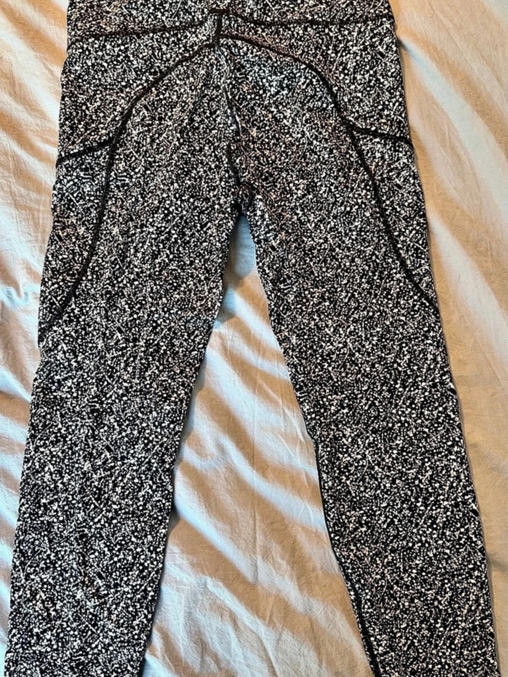 Zyia luxe drawstring Leggings Black & White